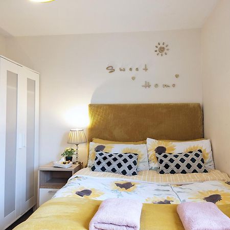 City Centre Vintage Theme Guest Rooms Free Parkin Ліверпуль Екстер'єр фото