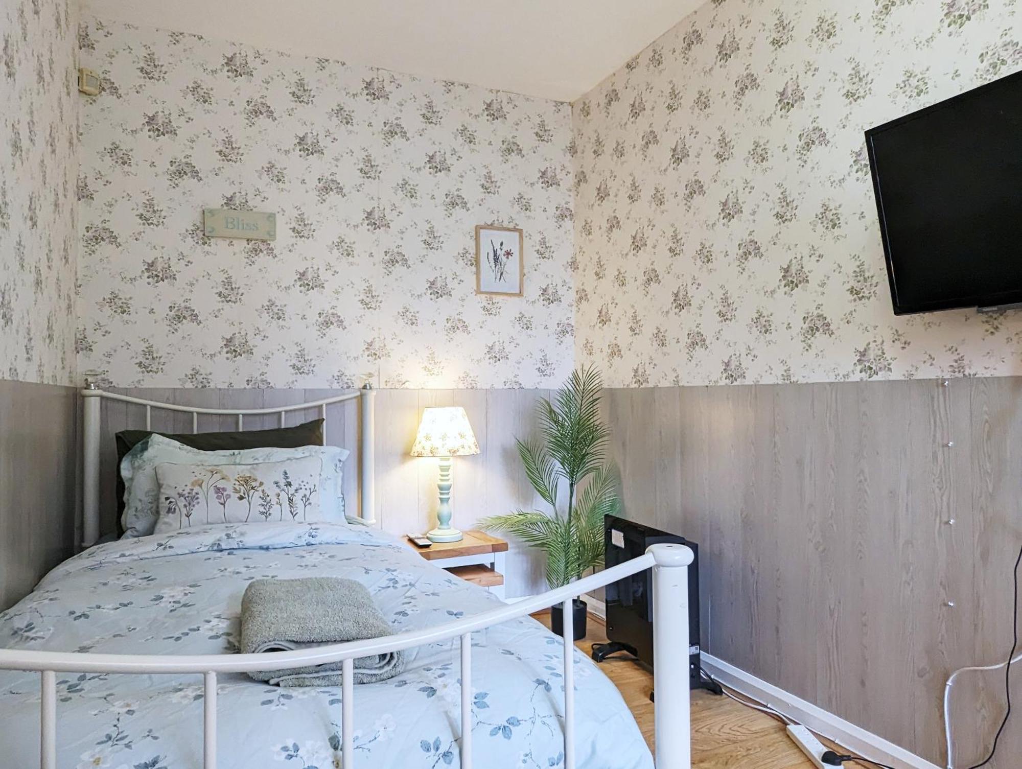 City Centre Vintage Theme Guest Rooms Free Parkin Ліверпуль Екстер'єр фото